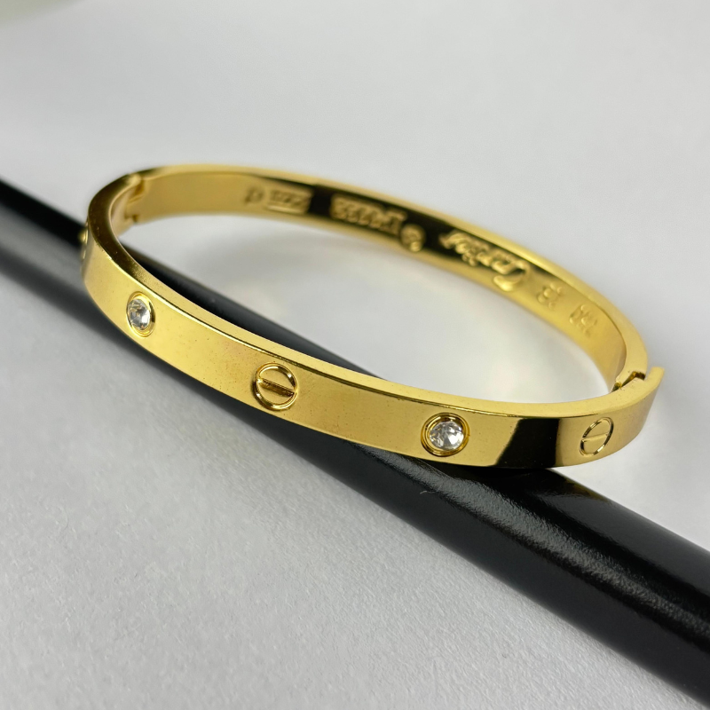 Premium gold-plated Bracelet Bangle