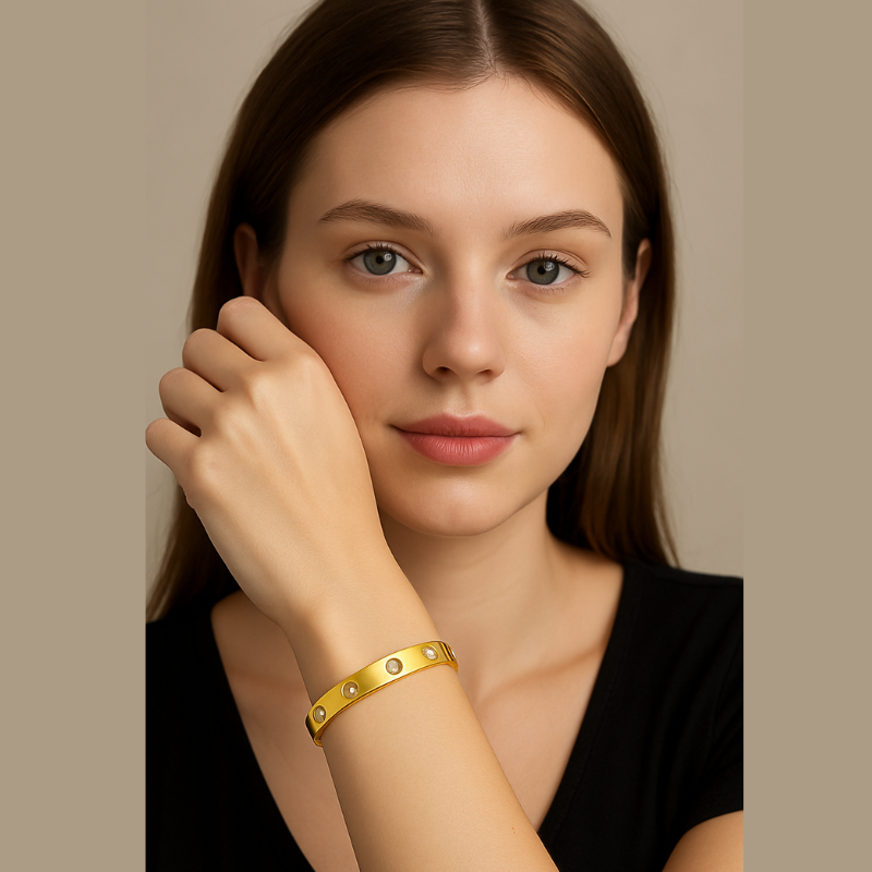 Premium gold-plated Bracelet Bangle